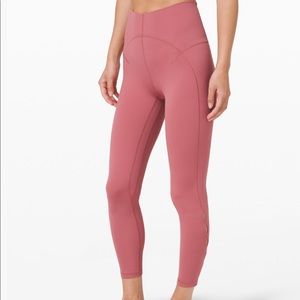 Lululemon Unlimit High Rise 25” keyhole tight